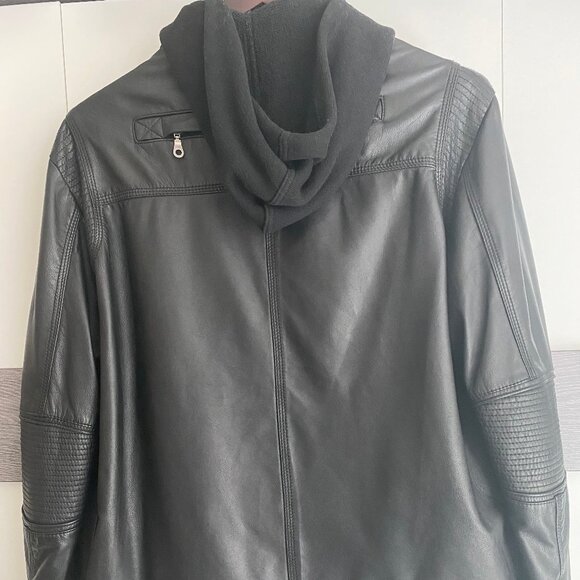 HOWE BLACK LEATHER JACKET WITH HOOD SIZE XL - Picture 2 of 6